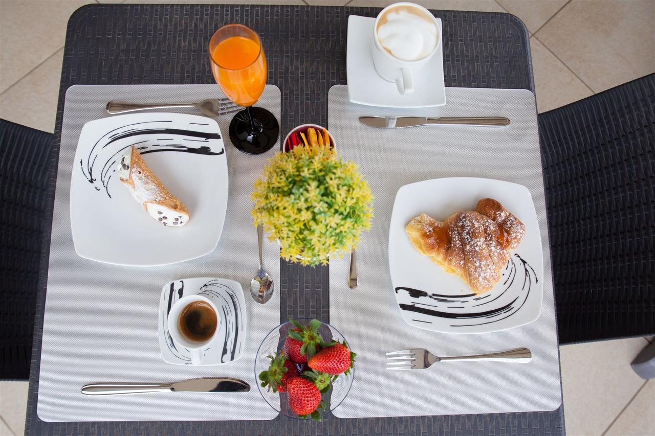 Kristal Bed & Breakfast San Vito Lo Capo Ngoại thất bức ảnh